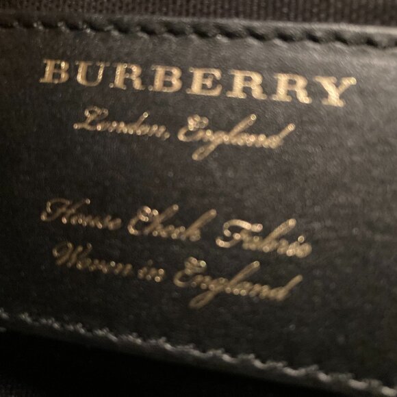 Auth. Burberry Leather & House Check Medium Banner Handbag With Strap *MINT* - Picture 10 of 16